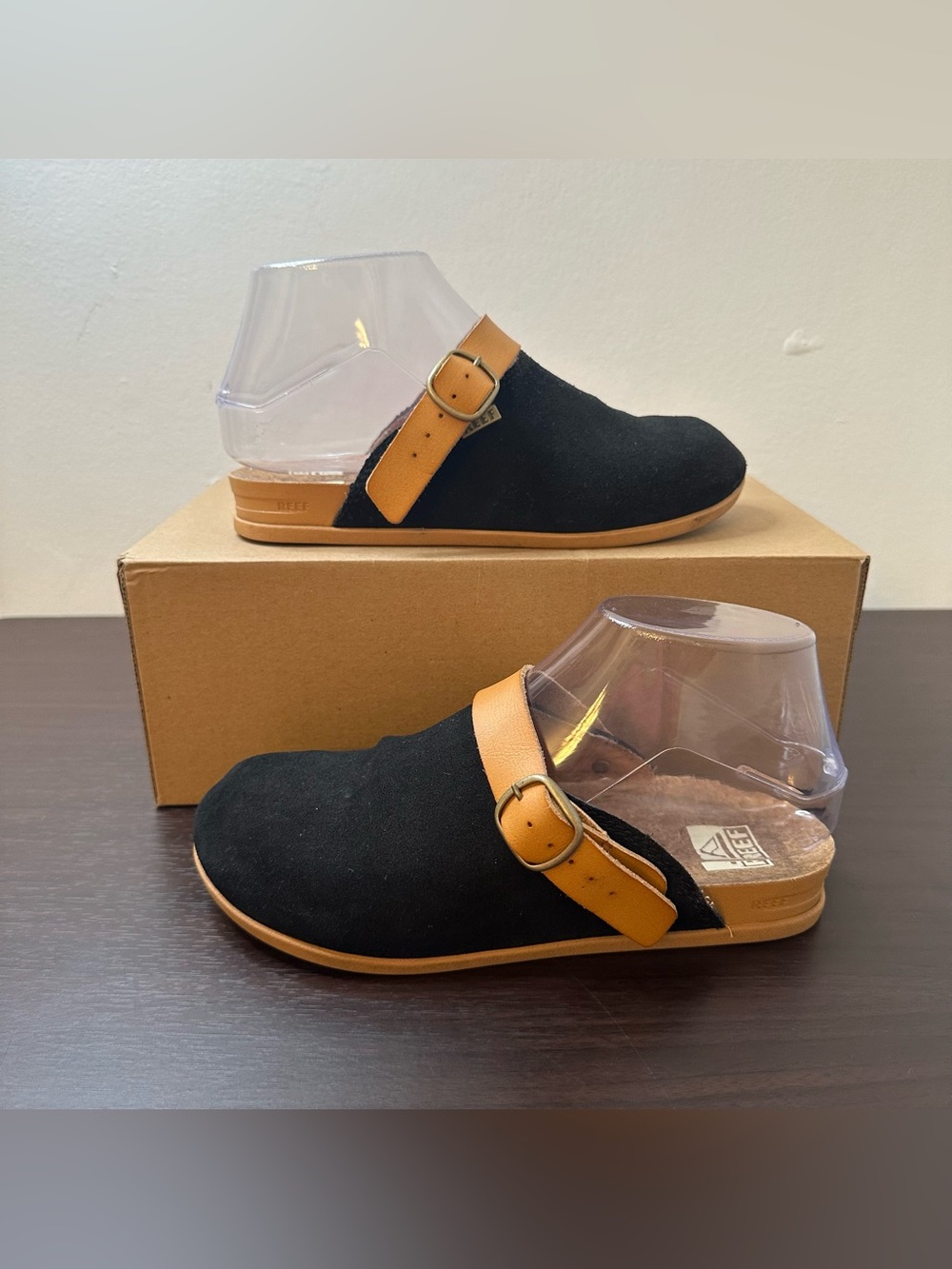 Reef Black Suede Slingback Clog Sandals Buckle Strap Women's Size US 5 EU 35